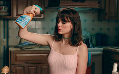 Taylor Swift ignora o YouTube e lança clipe de “Opalite” nos streamings de áudio