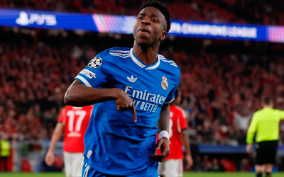 Técnico do Real Madrid diz que decisão de continuar no jogo partiu de Vini Jr.