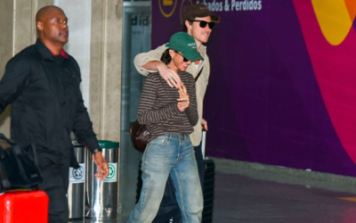 Clima de romance! Bruna Marquezine e Shawn Mendes são flagrados em aeroporto do Rio