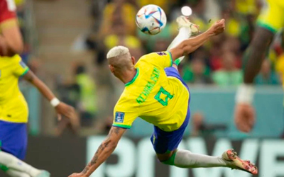 Richarlison negocia com time turco e pode ser companheiro de Salah, ex-Liverpool